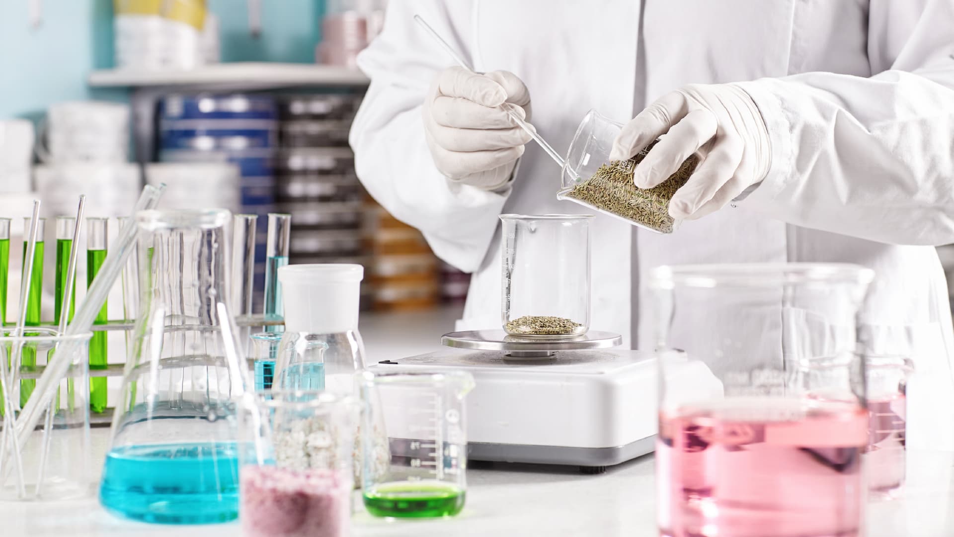 Les critères pour choisir sa blouse de chimie