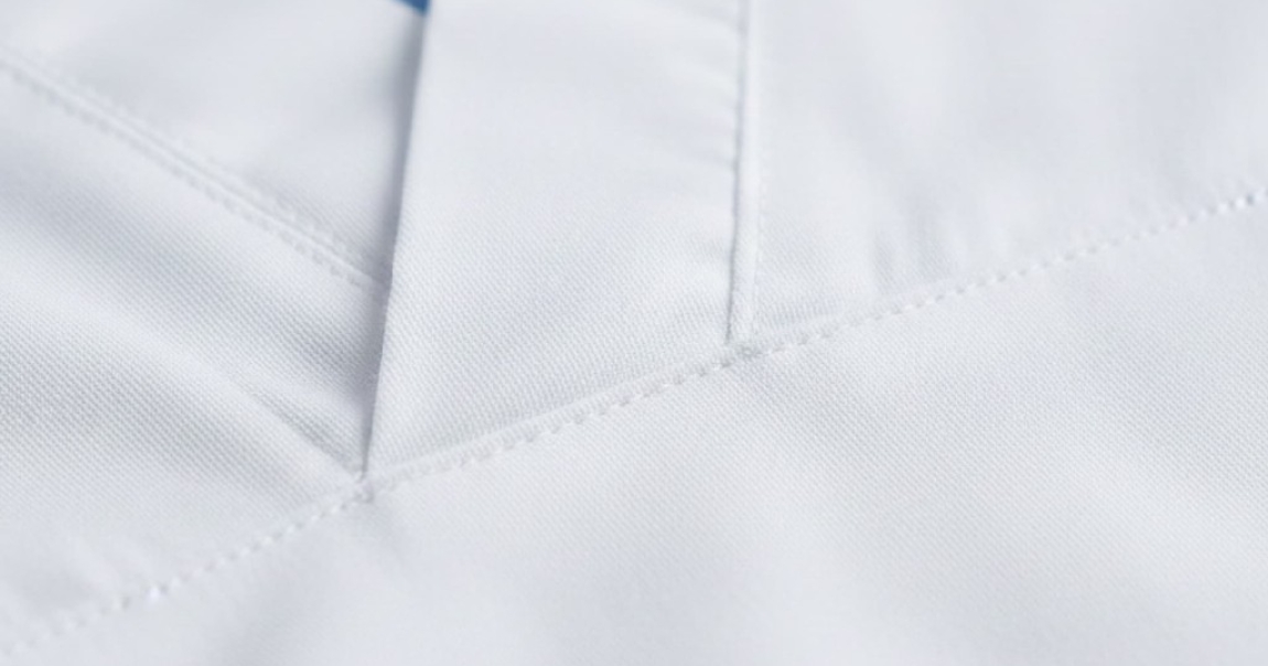 Blouse médicale : coton, polycoton ou tissu technique, que choisir ?
